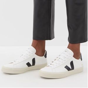 Veja Campo Leather Sneaker